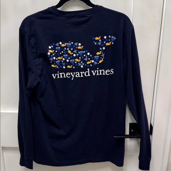 Vineyard Vines Menorah T-Shirt Long Sleeve Men Navy Blue Crewneck M, like new - Picture 7 of 7